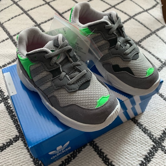 adidas ortholite yung